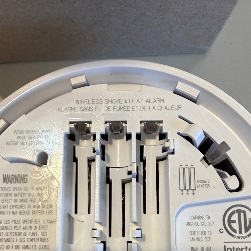 Apollo Wireless Smoke/Heat Alarm - White - Picture 2 of 3